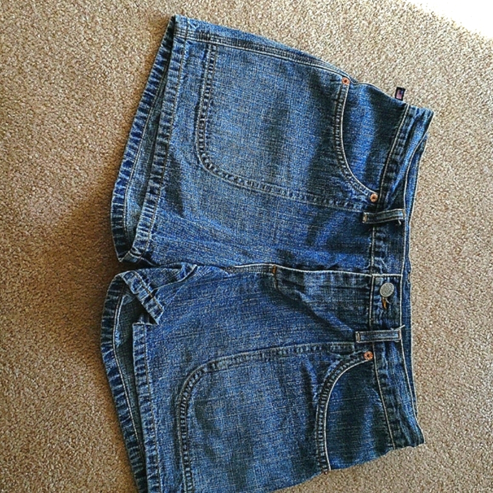RL ladies shorts. Size 6